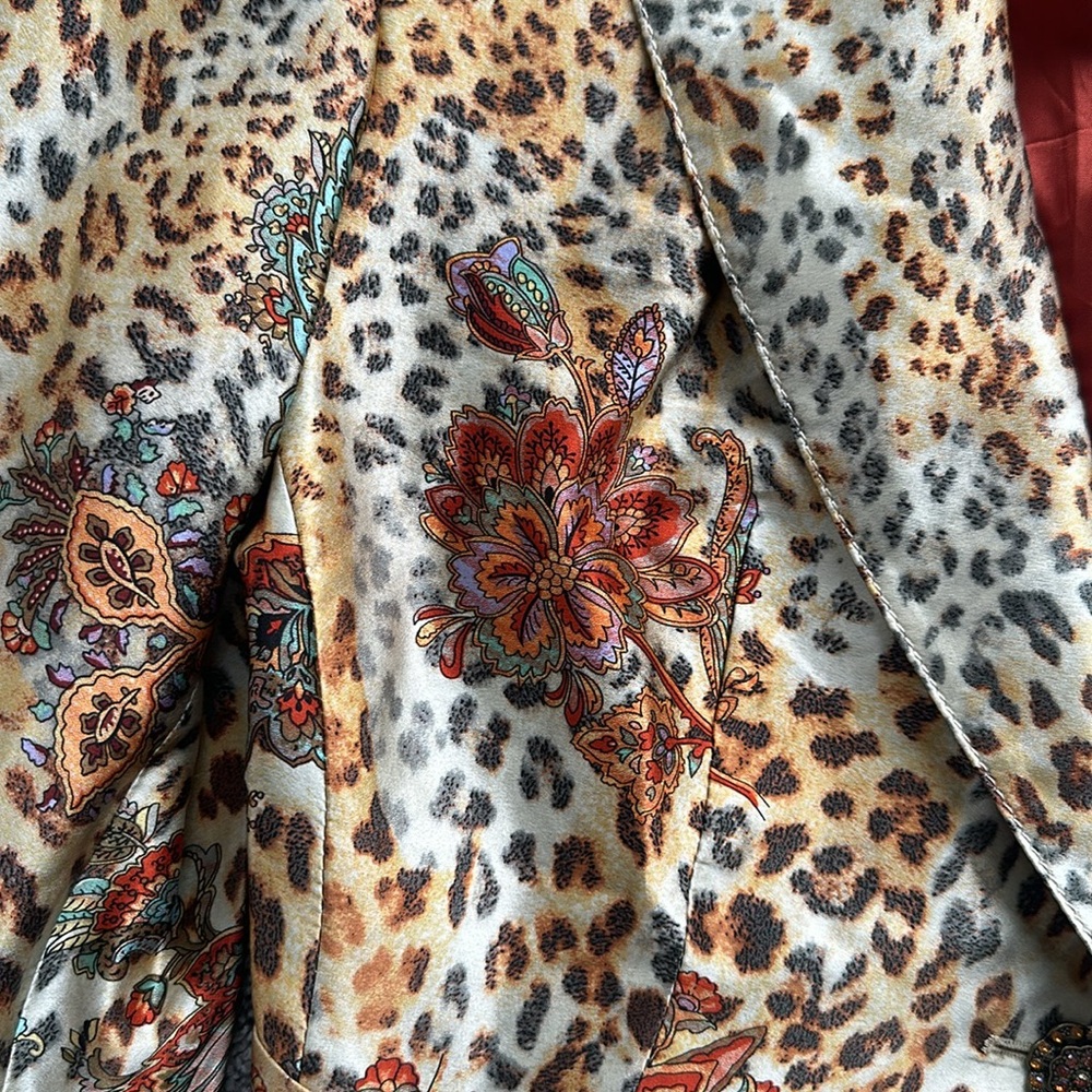 Alberto Makali Leopard Print Blazer with Rust Paisley Accents - Picture 4 of 8